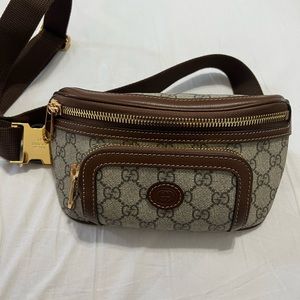 Gucci Bumbag interlocking G